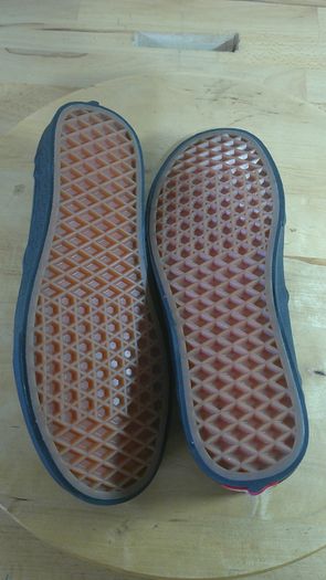 Vans Classic Slip-On All Black Canvas Skate Shoes Women's Size UK \ Ire 5 Euro 38