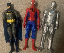 Action figures marvel & power rangers