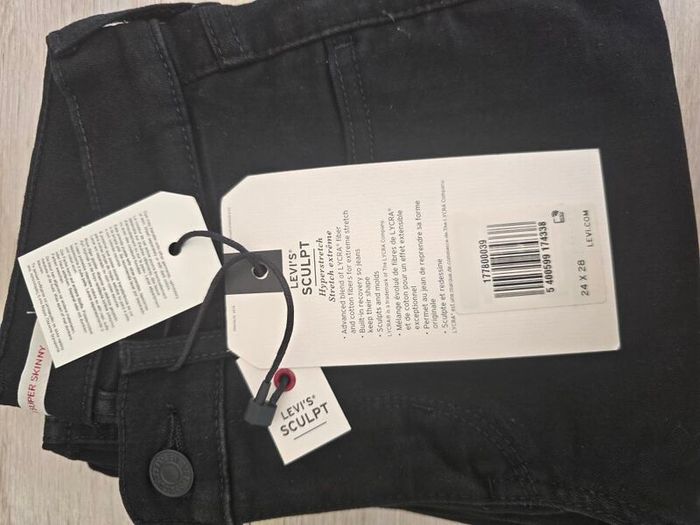Levi Skinny Jeans