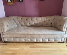 chesterfield couch