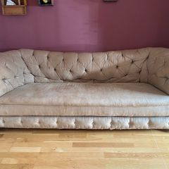 chesterfield couch