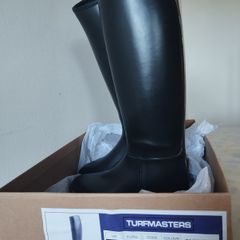 Horse riding boots