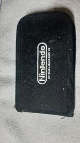 Nintendo Gameboy Advance Offical Magazine cartridge carry case - holds 6 carts