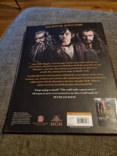 Official Movie Guide (The Hobbit: An Unexpected Journey) (Paperback)