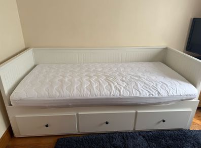 Day Bed
