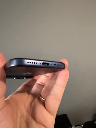 iPhone 17 Pro 256GB Blue Unlocked + Apple case