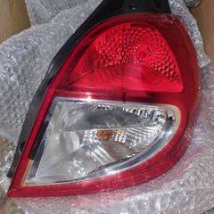 Renault Clio  2010 Right rear tail light lamp 8200886946