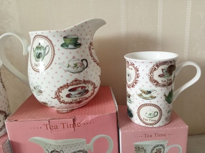 Tea Time Milk Jug and Mugs