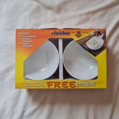 Uncle bens Chinese dinner set 2x bowls 2x bamboo Placemats  2x chopsticks brand new never been out of box