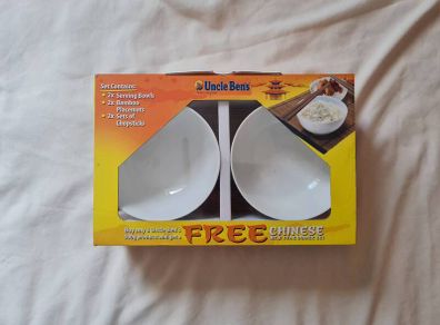 Uncle bens Chinese dinner set 2x bowls 2x bamboo Placemats  2x chopsticks brand new never been out of box