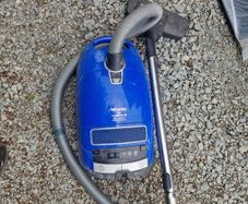 miele s8 hoover Not working