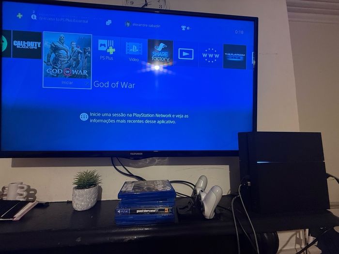 play 4 + TV
