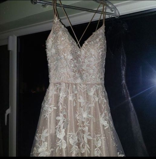 Danis showroom stunning Debs dress