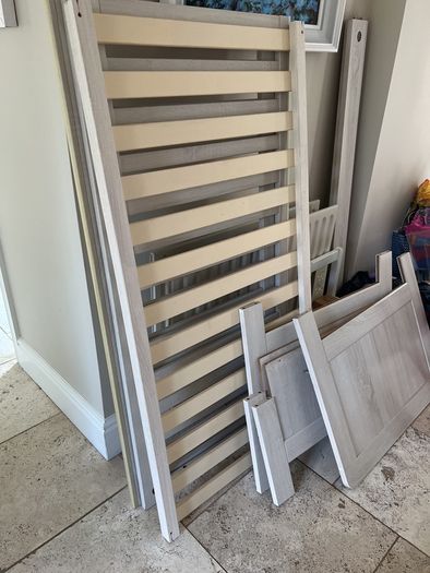 Mamas and papas Atlas cot bed