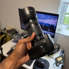 Canon 1300D with 3 lensesand 3 Batteries