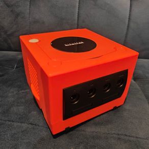 Modded GameCube (Warm Red)