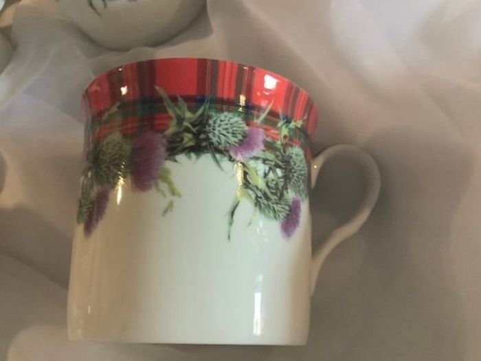 4 Fine China Thistle Tartan Mugs