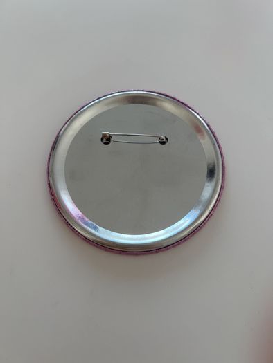 Big "It's my birthday" pin