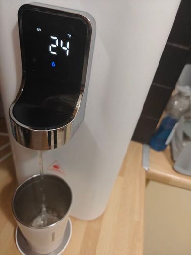 Waterdrop WDK19H countertop instant hot reverse osmosis water dispenser