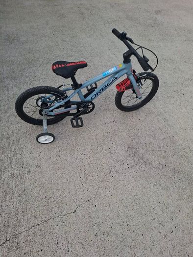 kids Orbea bike (like new)