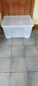 Storage box