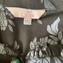 blouse top women size 12 Image 2