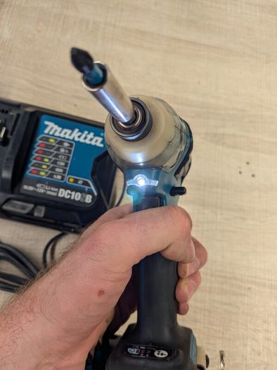 Makita 12v Cxt brushless impact