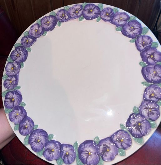 cake stand