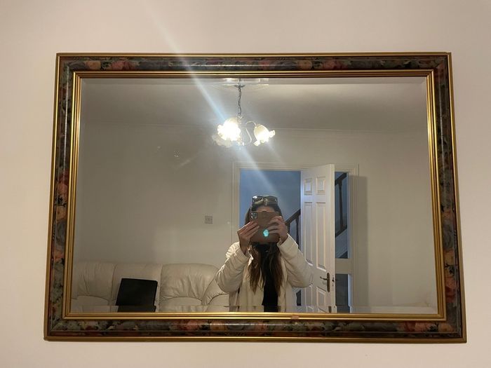 Decorative mirror