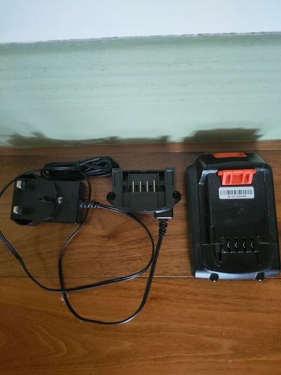 Black and Decker Battery & Charger