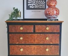 Walnut burr chest of drawers