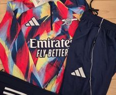 arsenal tracksuit kids age 9-10 two pieces