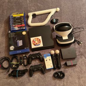 PlayStation 4 + PSVR Bundle