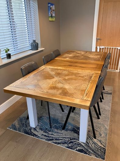Extendable Table