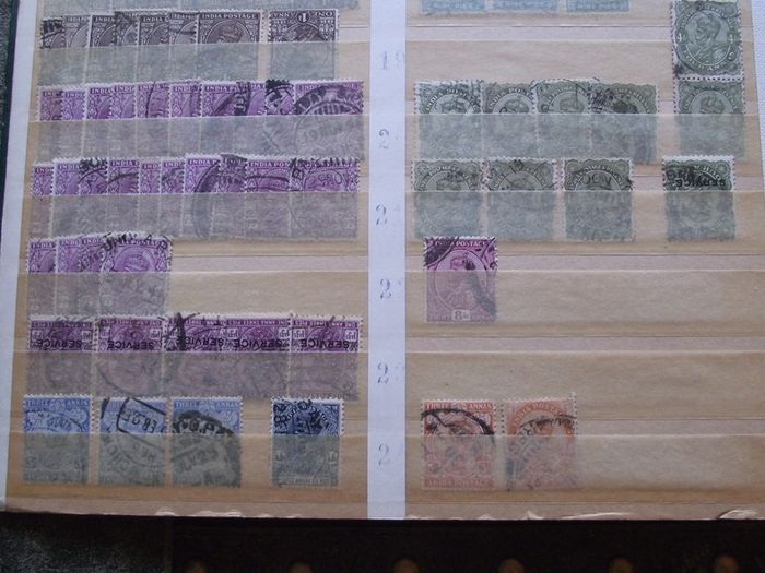 A nice collection of Stamps from India, presented in the stock book