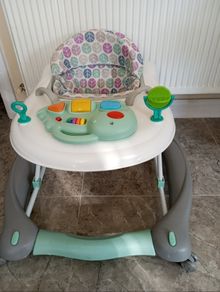 baby's walker