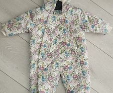 Snow suit