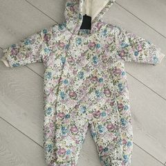 Snow suit