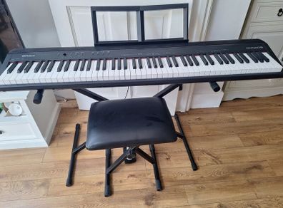 Piano keyboard