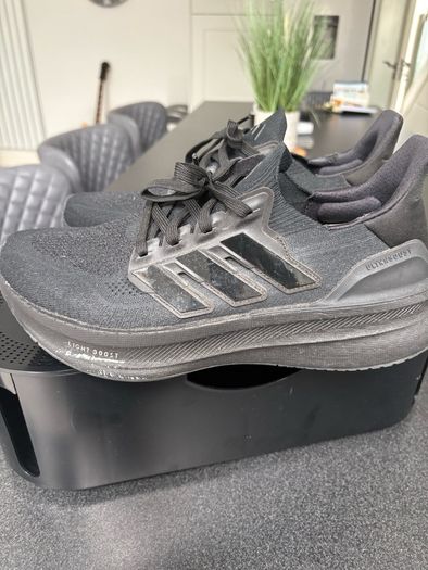 Mens shoes