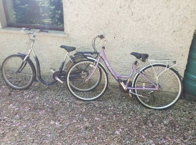2 x ladies bikes