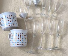 10 glasses and two cups