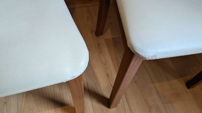 Skovby Dining Table and 8 chairs