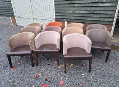 Tub chairs. Ideal for family gathering!