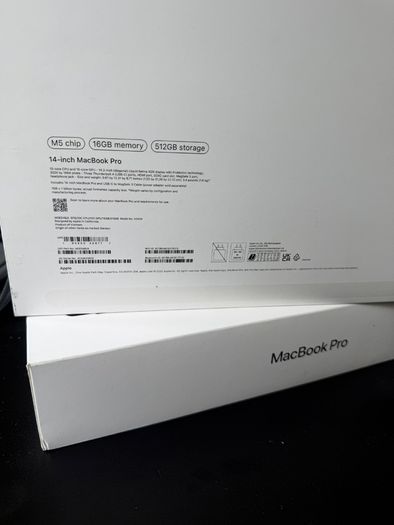MacBook Pro M5 + Apple Care