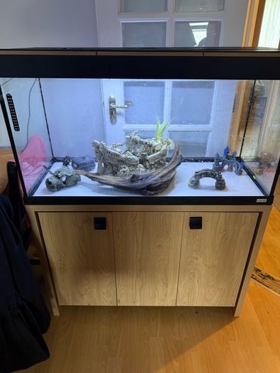 Fluval fish tanks 200 liter