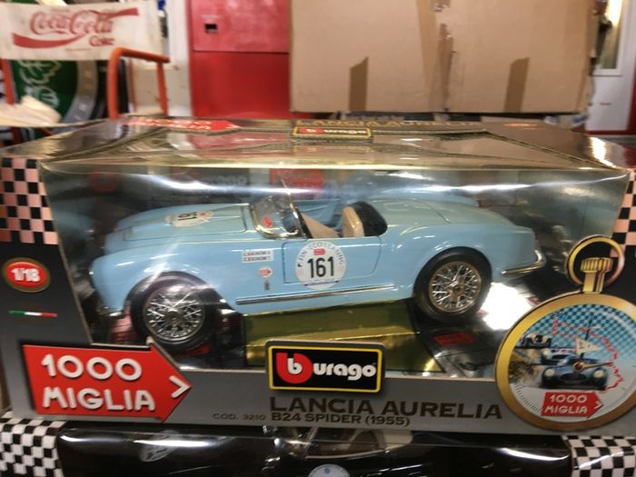 Lancia Aurelia B24 Spider Mille Miglia 1/18 Burago