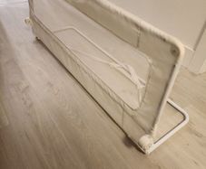 Bed rail