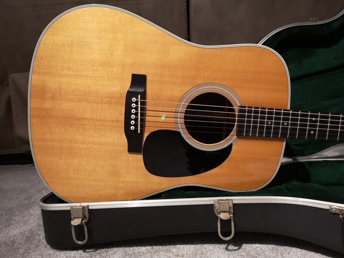 Martin D-28 2004 Mint