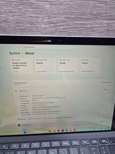Microsoft Surface Laptop (1769) i5-7300U 8GB RAM 256GB SSD Windows 11